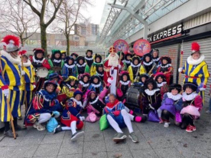 Bezoek Sint + Pietenband